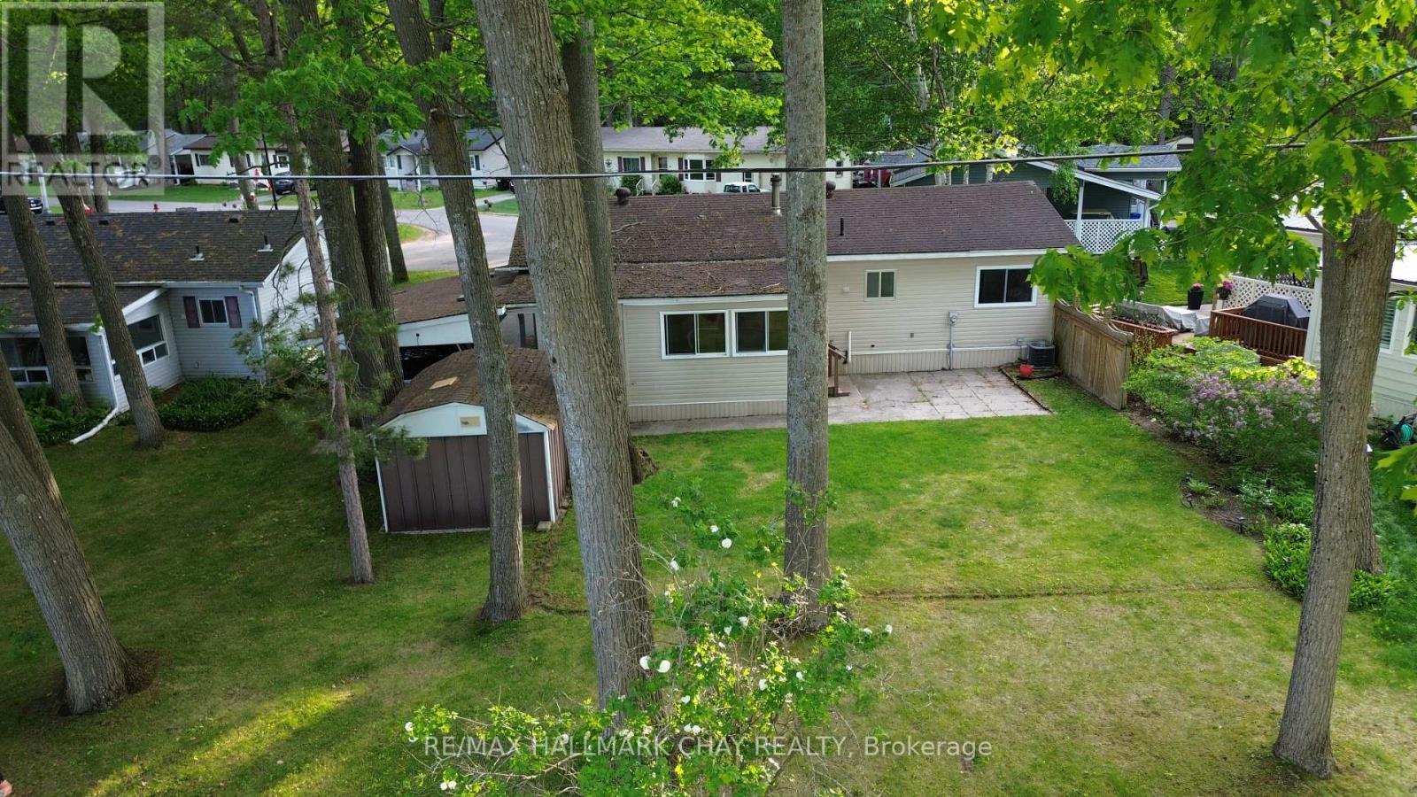 13 Carruthers Street N, Wasaga Beach, Ontario  L9Z 1K2 - Photo 4 - S13734728