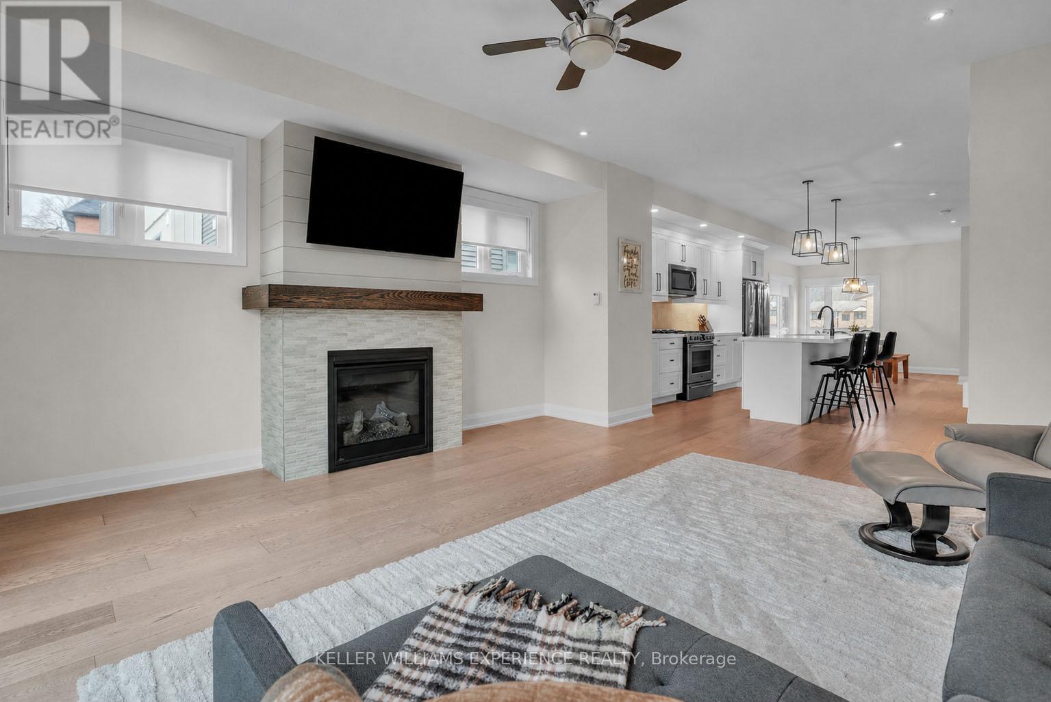 86 Clapperton Street, Barrie, Ontario  L4M 3G2 - Photo 11 - S13734740