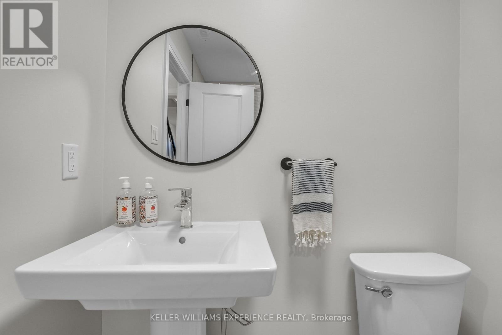 86 Clapperton Street, Barrie, Ontario  L4M 3G2 - Photo 31 - S13734740