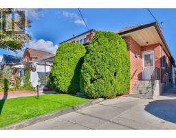 13 TESTON BOULEVARD, Toronto, Ontario