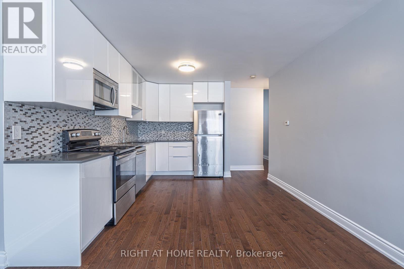 A - 1132 The Queensway Avenue, Toronto, Ontario  M8Z 1P7 - Photo 6 - W13734738