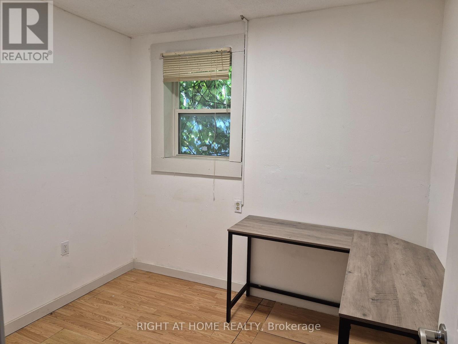 565 South Street S, London East, Ontario  N6B 1C5 - Photo 4 - X13734730