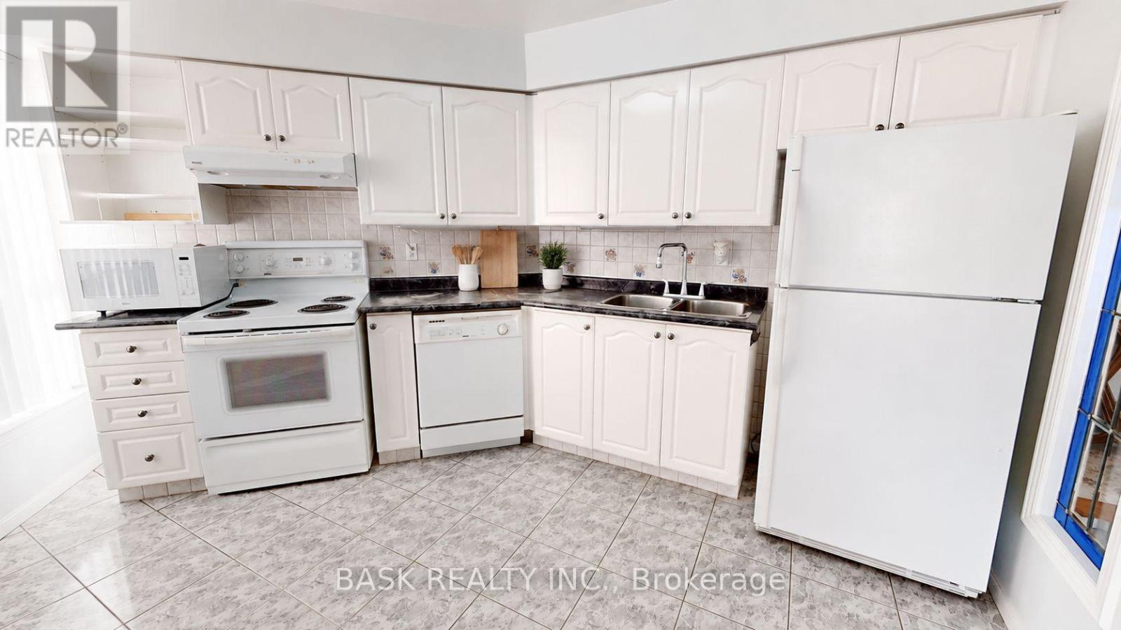 907 - 12 Laurelcrest Street, Brampton, Ontario  L6S 5Y4 - Photo 14 - W13729908