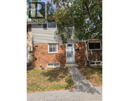 2816 Meadowbrook LANE, Windsor, Ontario