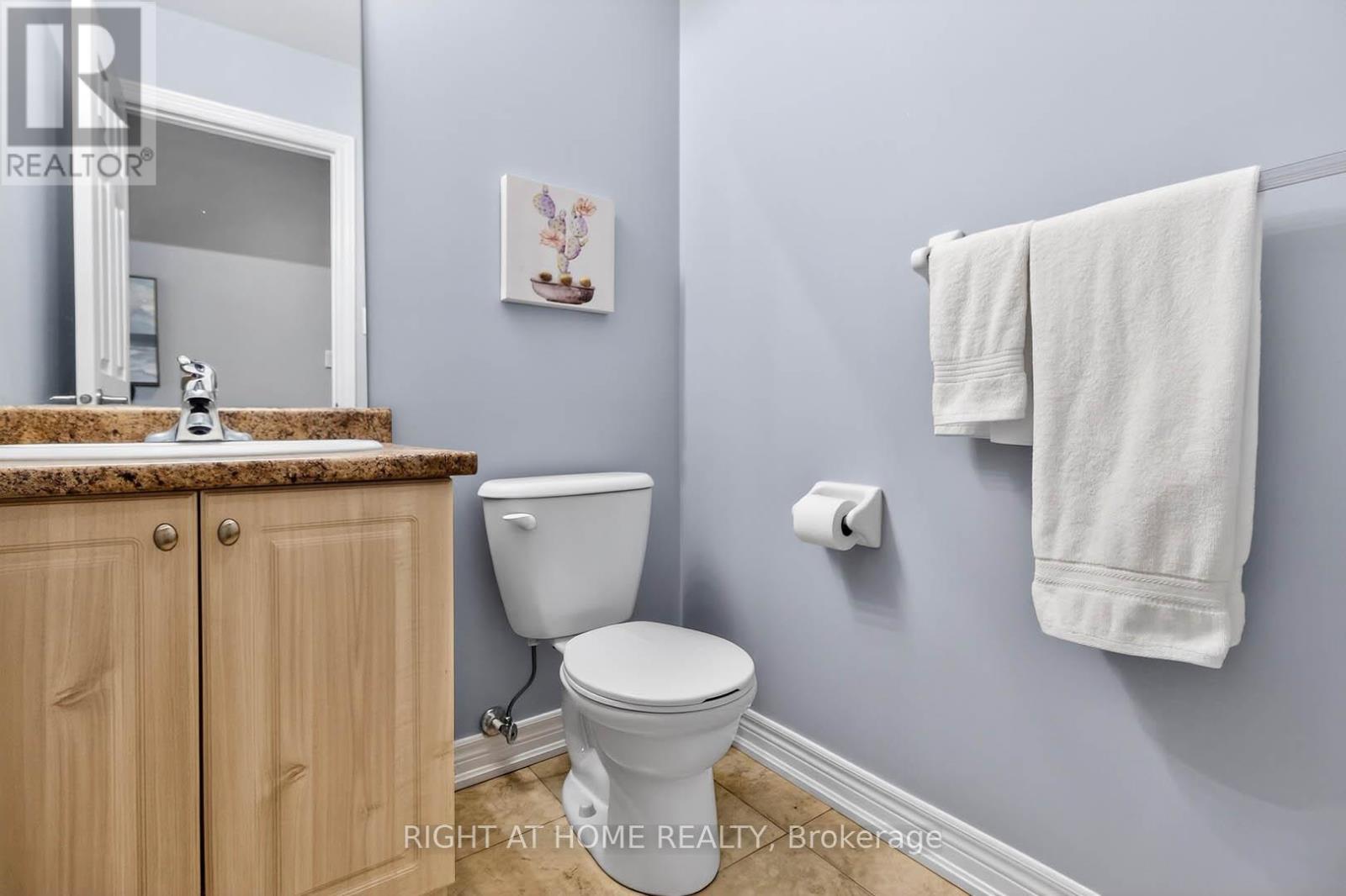 145 Louisbourg Way, Markham, Ontario  L6E 2A2 - Photo 14 - N13494294
