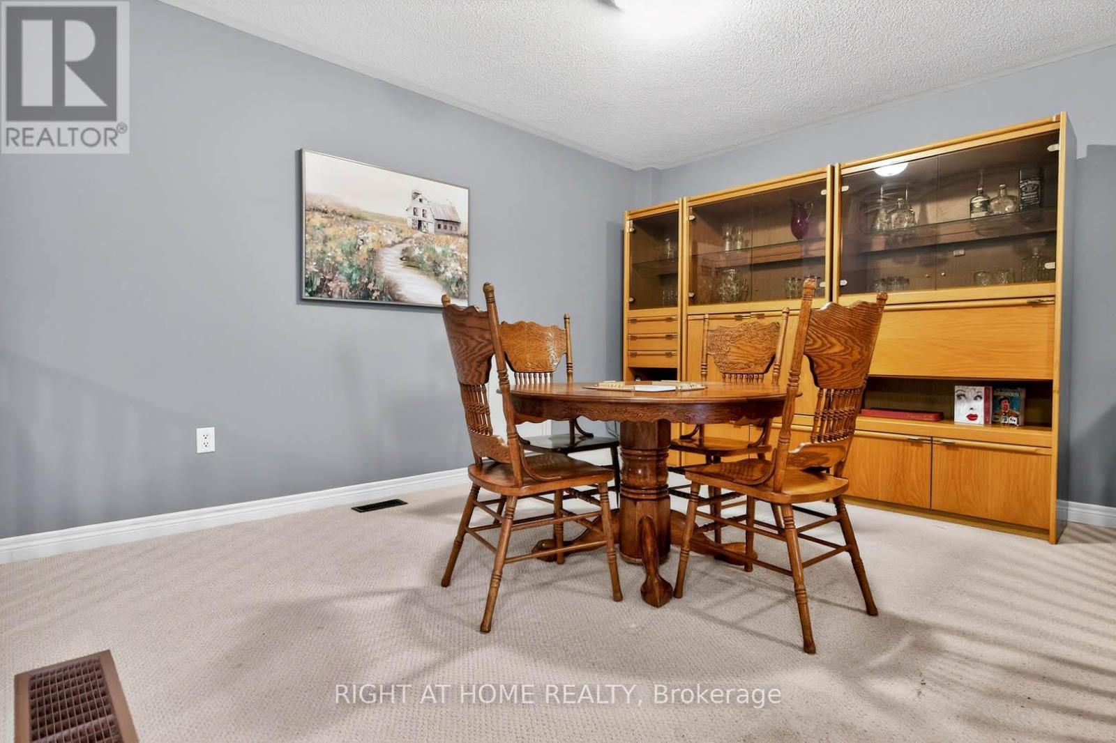 145 Louisbourg Way, Markham, Ontario  L6E 2A2 - Photo 20 - N13494294