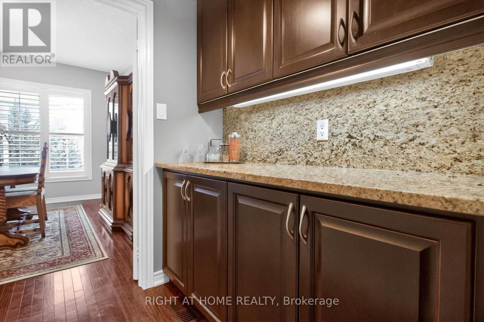 145 Louisbourg Way, Markham, Ontario  L6E 2A2 - Photo 12 - N13494294