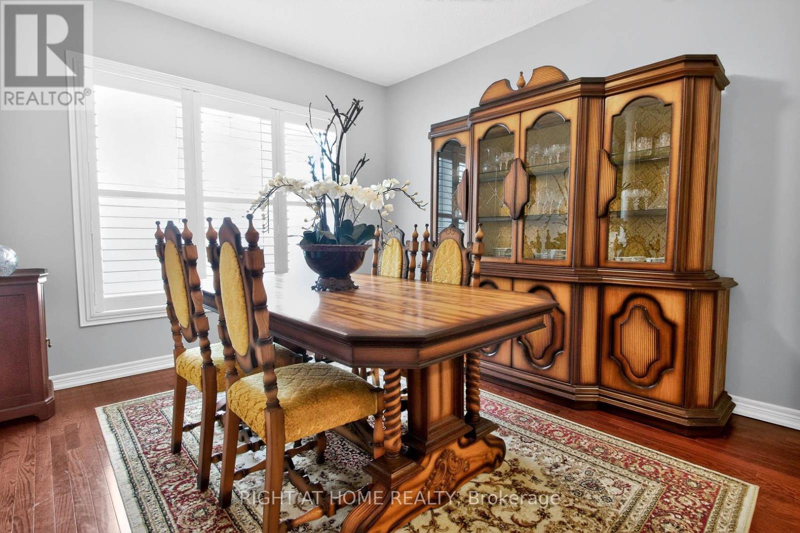 145 Louisbourg Way, Markham, Ontario  L6E 2A2 - Photo 13 - N13494294