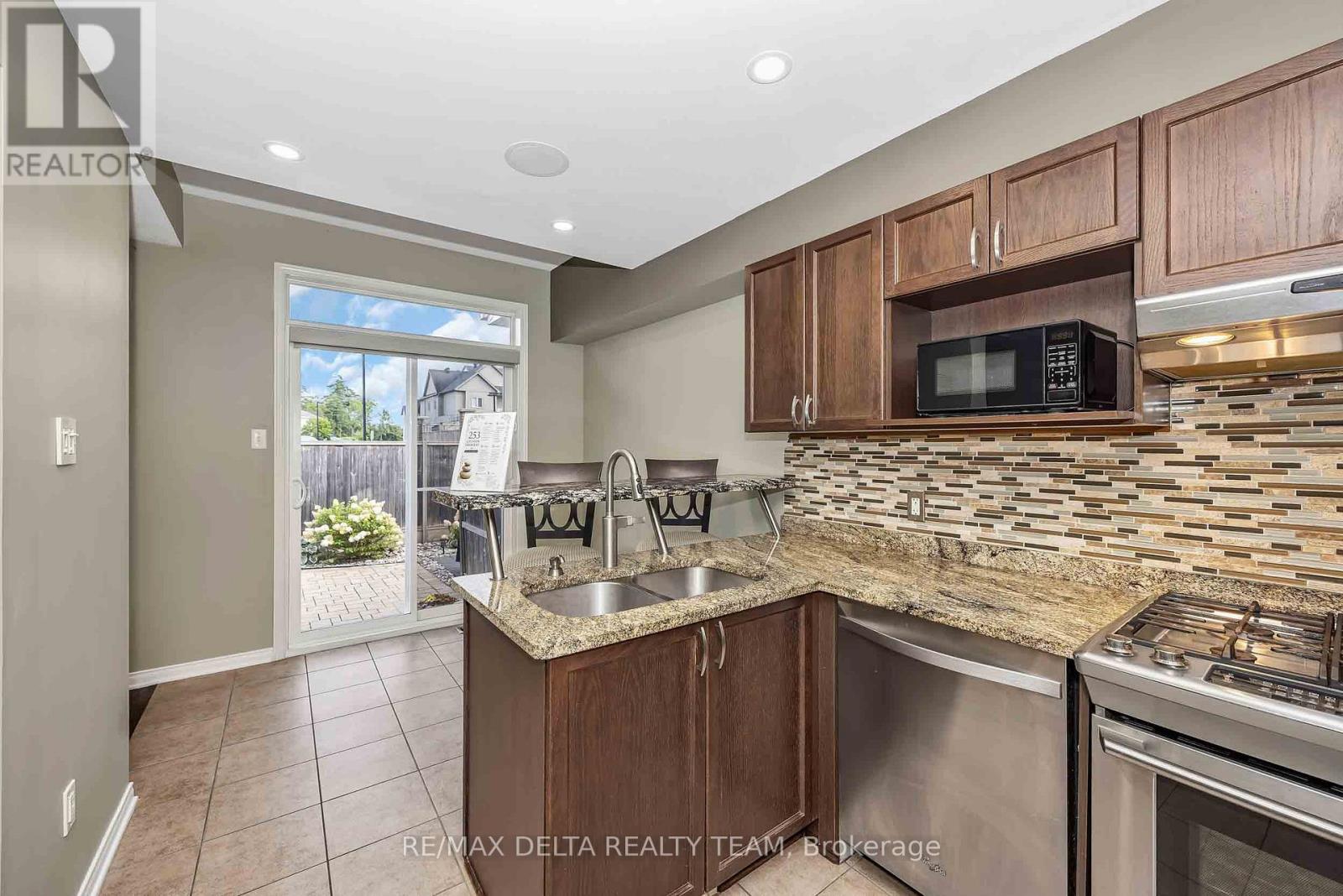 253 Cityview Crescent, Ottawa, Ontario  K4A 0T9 - Photo 16 - X13734510
