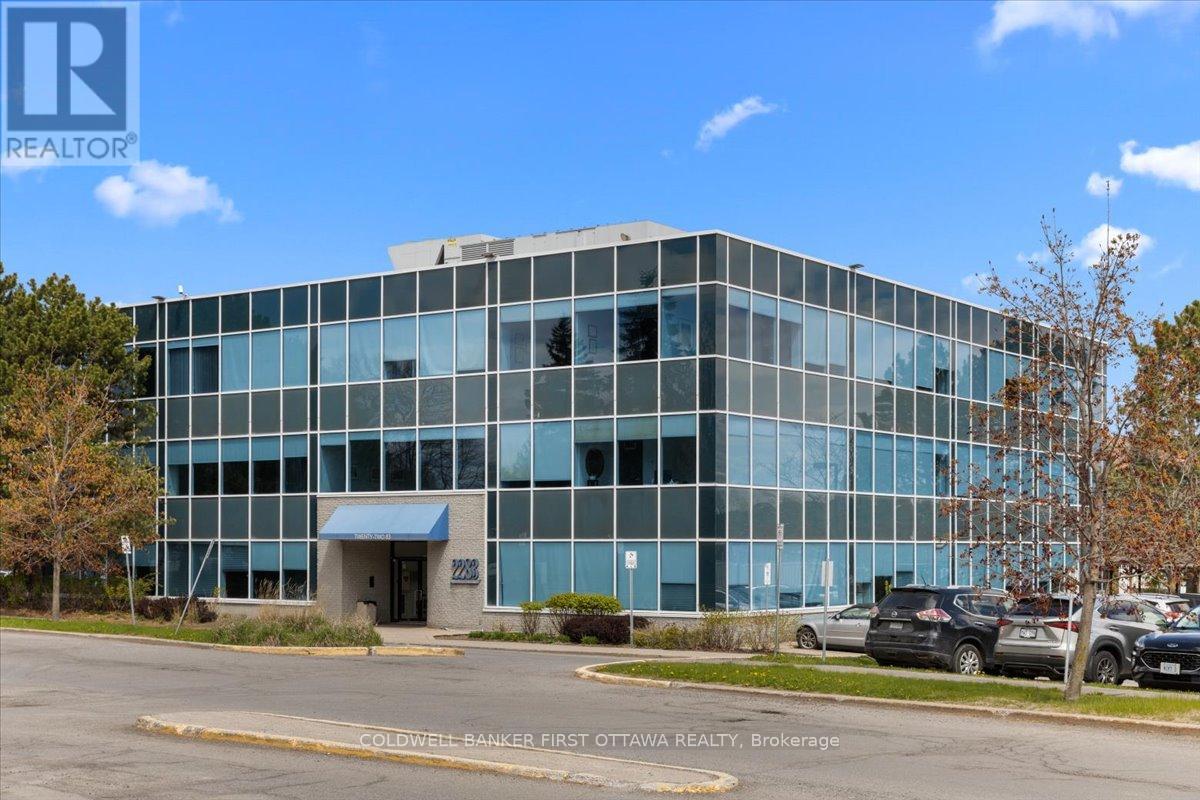 101 - 2283 St Laurent Boulevard, Ottawa, Ontario  K1G 5A2 - Photo 2 - X13734778