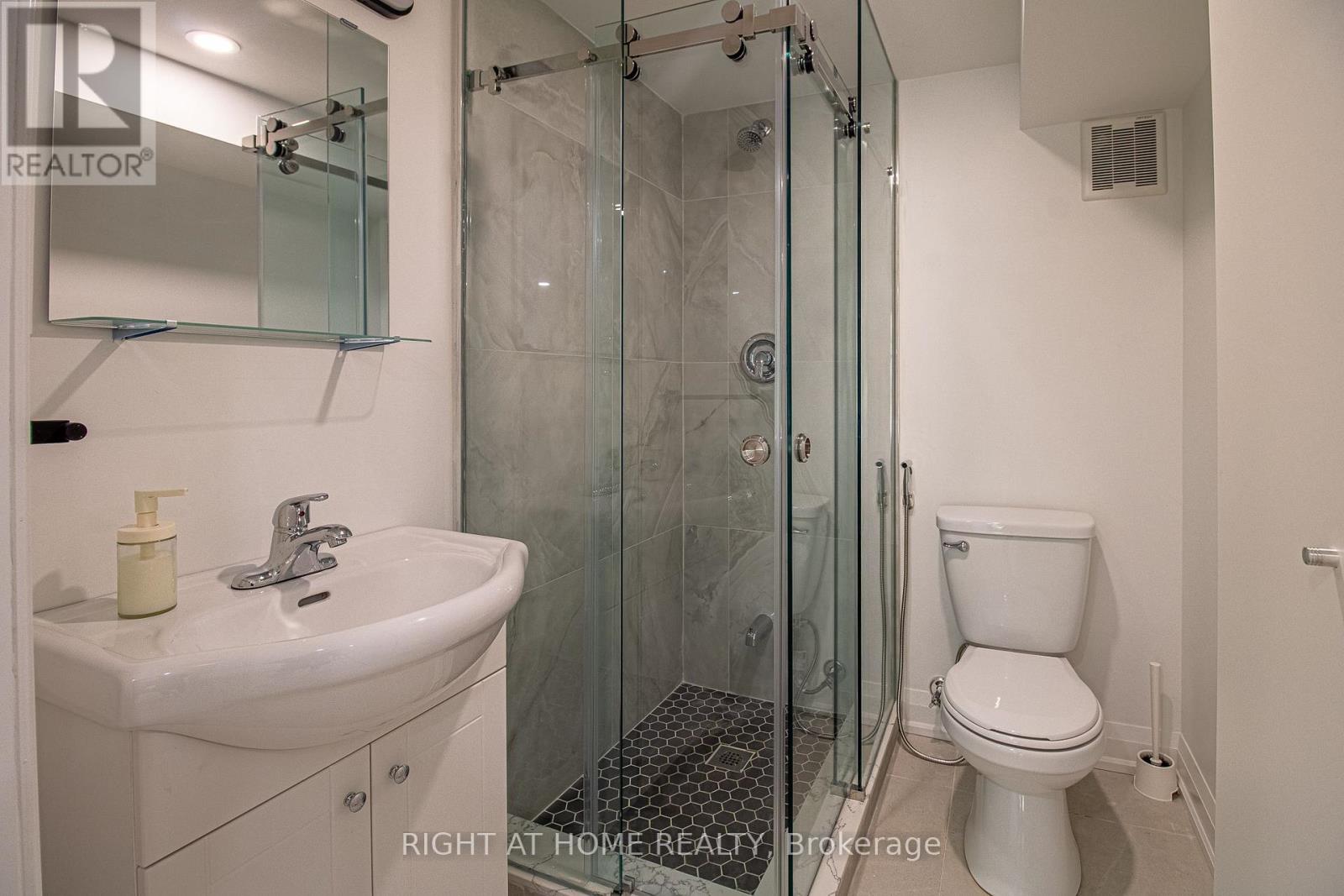 Basement - 88 Highland Park Boulevard, Markham, Ontario  L3T 1B5 - Photo 3 - N13734780