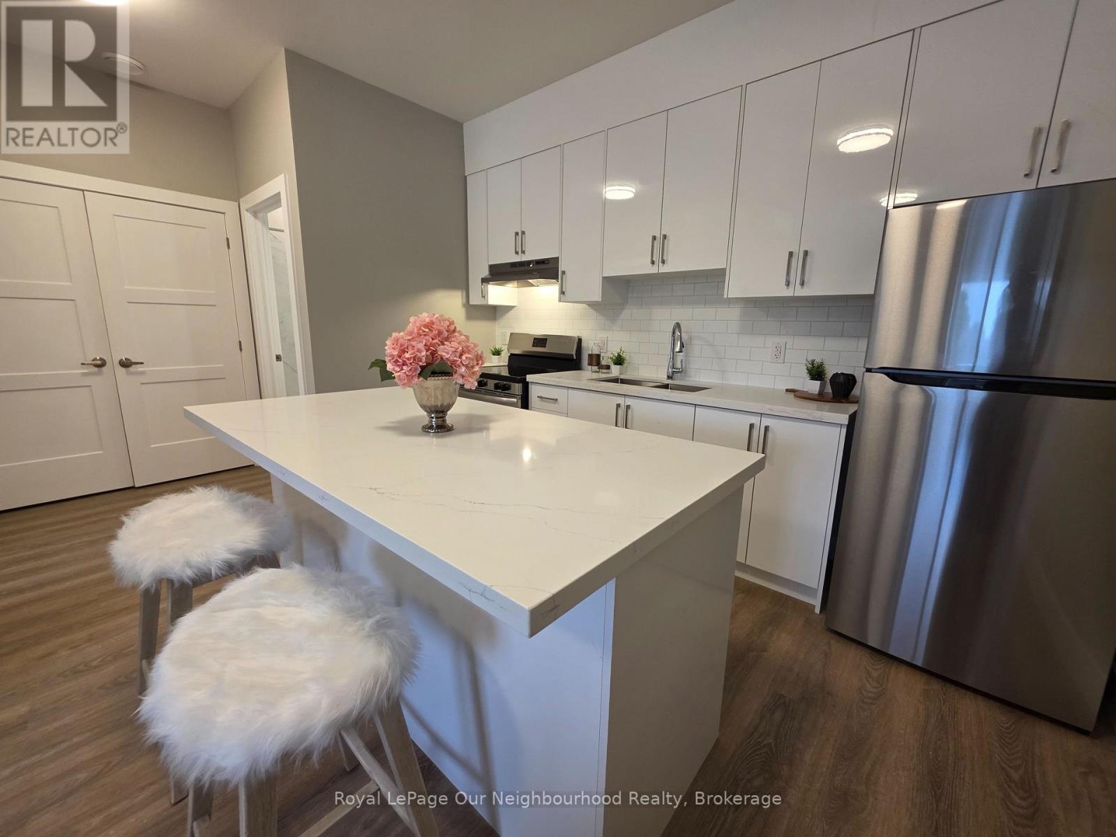 6 - 199 Pine Street, Tay, Ontario  L0K 2C0 - Photo 10 - S13675762