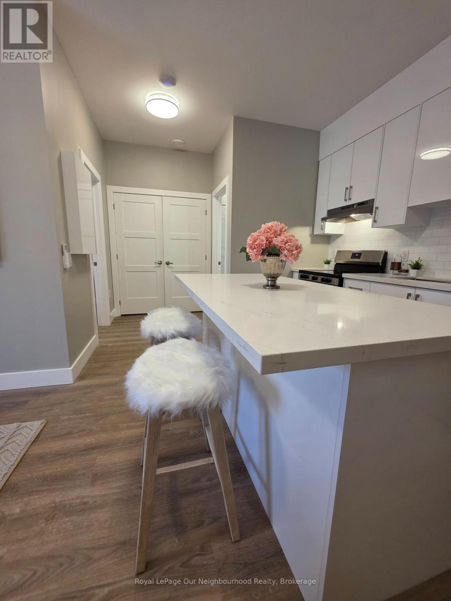 6 - 199 Pine Street, Tay, Ontario  L0K 2C0 - Photo 15 - S13675762