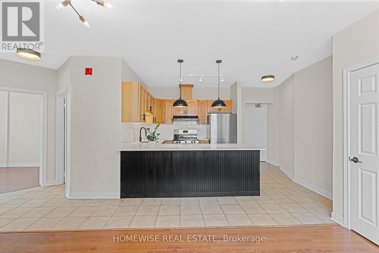1 - 3635 Dundas Street W, Toronto, Ontario  M6S 2T2 - Photo 12 - W13734784