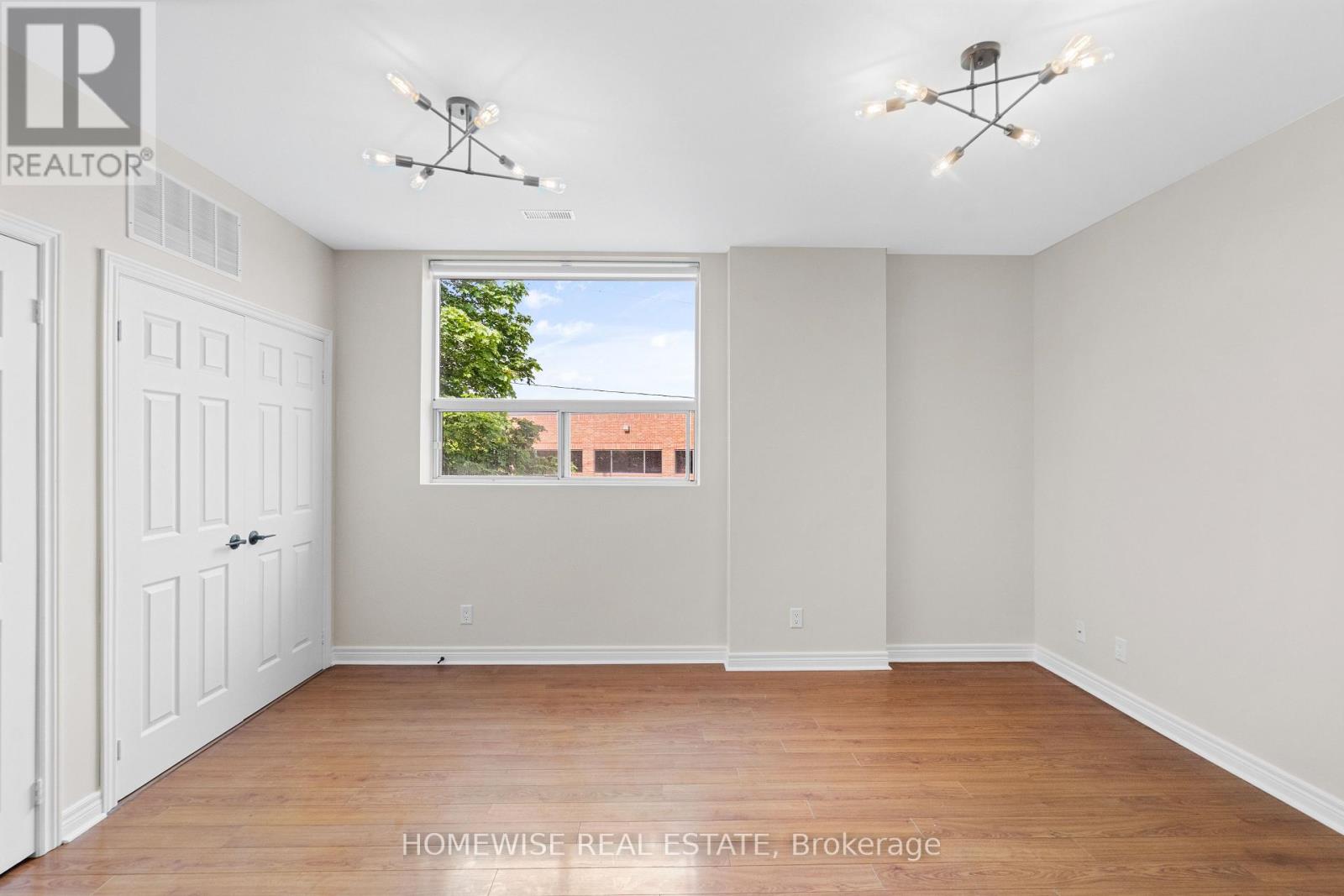 1 - 3635 Dundas Street W, Toronto, Ontario  M6S 2T2 - Photo 15 - W13734784