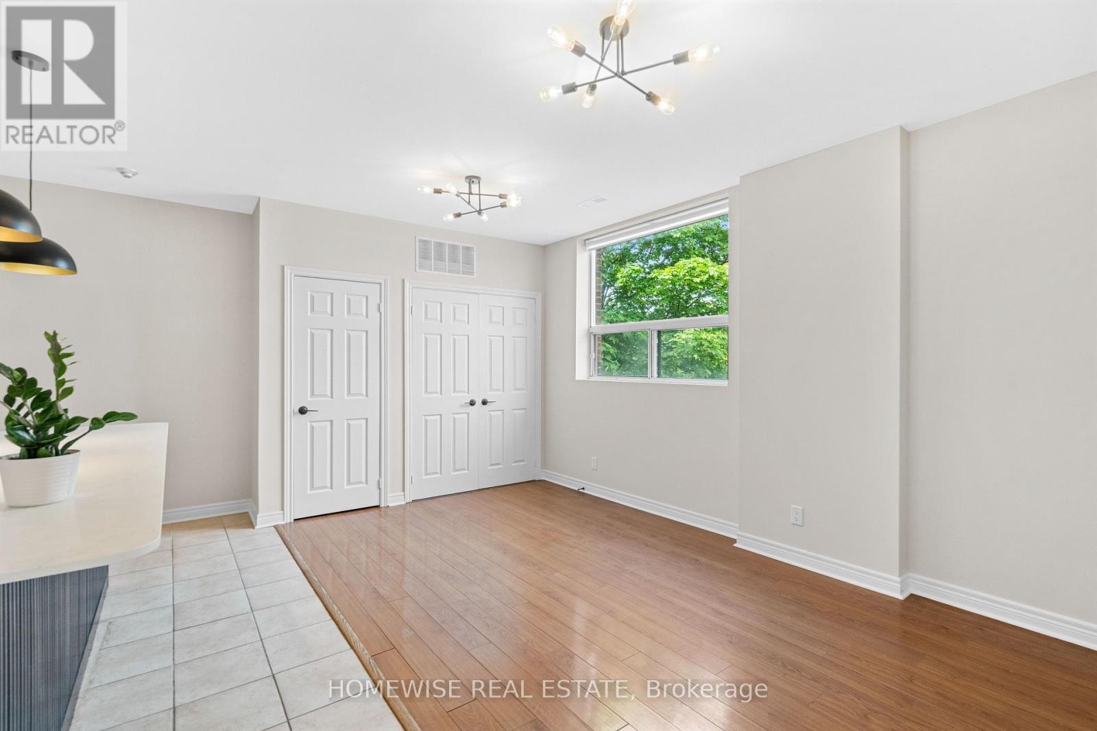 1 - 3635 Dundas Street W, Toronto, Ontario  M6S 2T2 - Photo 16 - W13734784