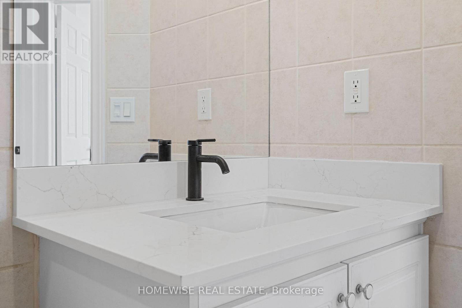 1 - 3635 Dundas Street W, Toronto, Ontario  M6S 2T2 - Photo 28 - W13734784