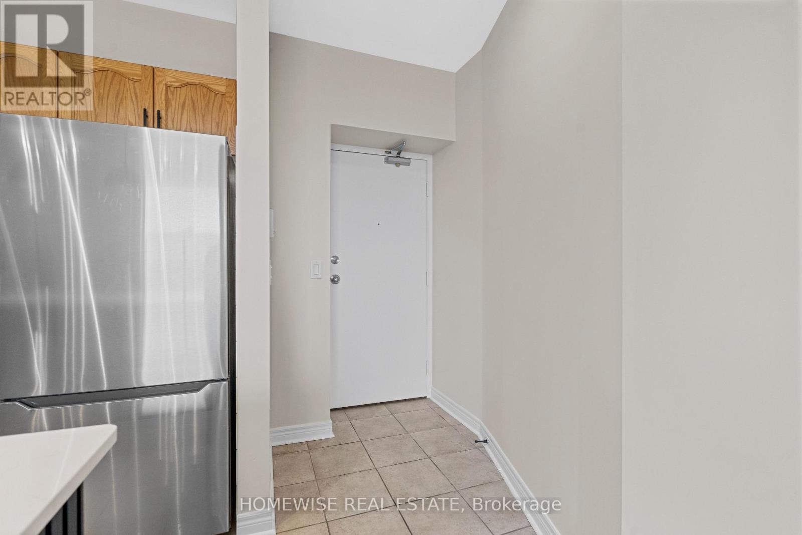 1 - 3635 Dundas Street W, Toronto, Ontario  M6S 2T2 - Photo 4 - W13734784
