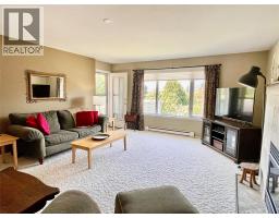 1672 Thayer Court, Kelowna, British Columbia  V1Y 8M2 - Photo 5 - 10389618