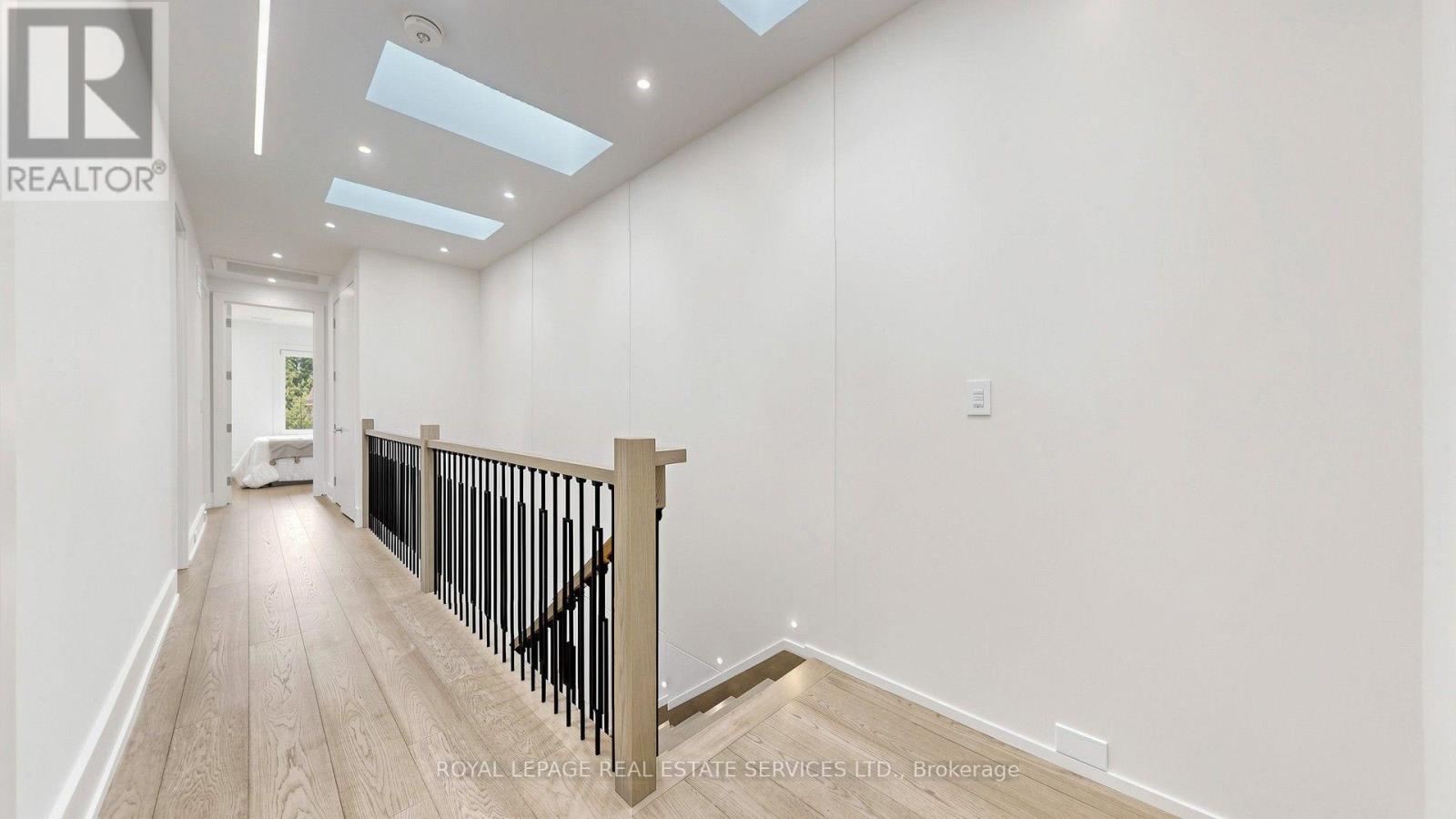 383 Melrose Avenue, Toronto, Ontario  M5M 1Z6 - Photo 17 - C13729824