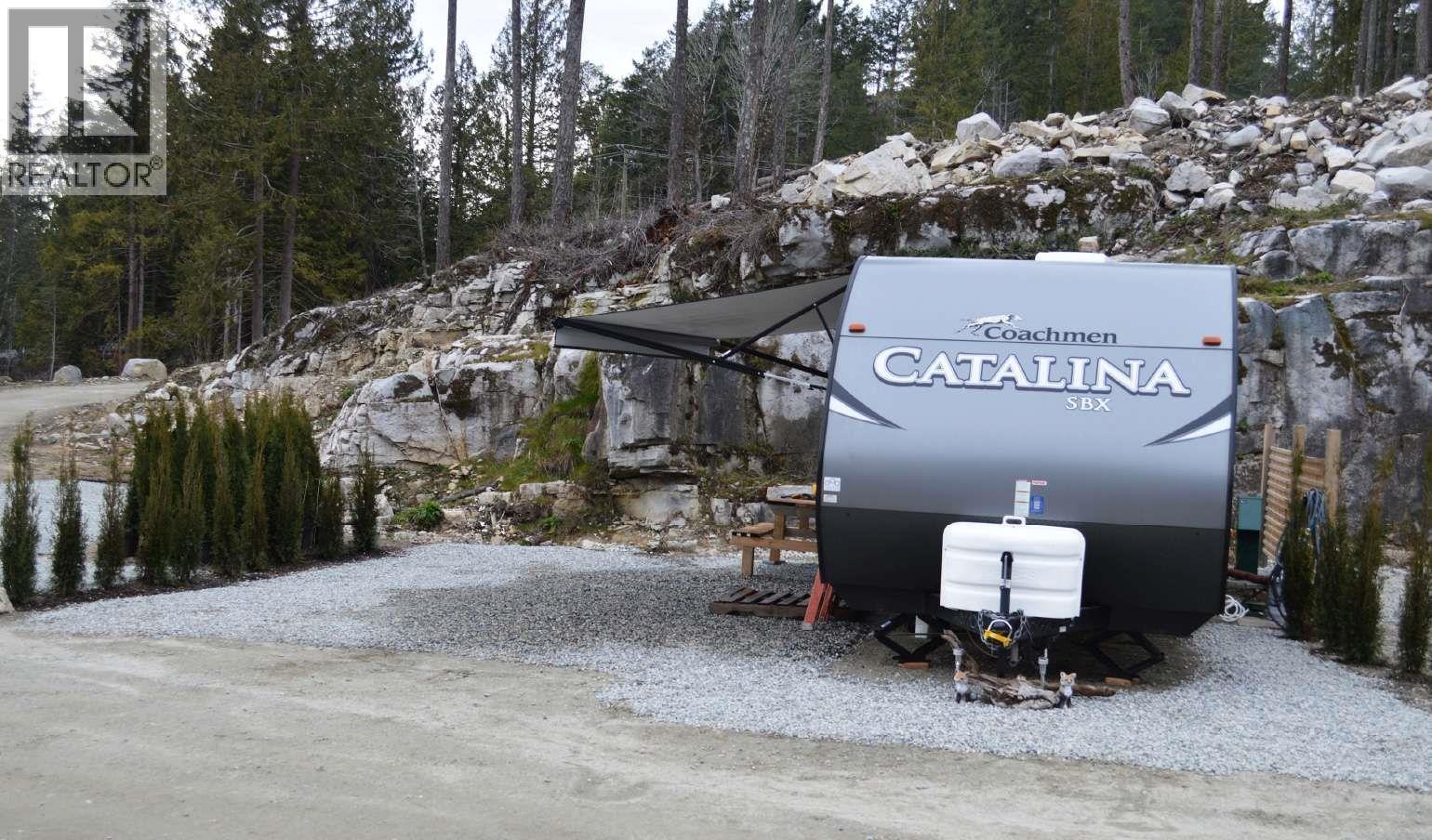 4460 Garden Bay Lake Road, Pender Harbour, British Columbia  V0N 1S0 - Photo 12 - C8081715