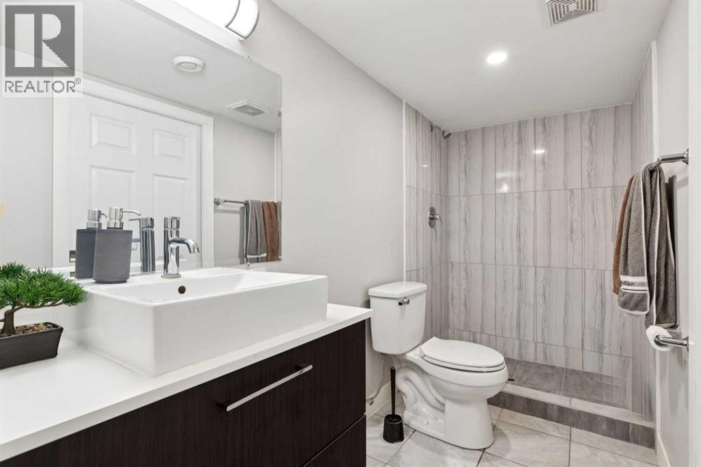 702 Kingsmere Crescent Sw, Calgary, Alberta  T2V 2H7 - Photo 31 - A2340065