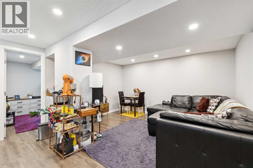 702 Kingsmere Crescent Sw, Calgary, Alberta  T2V 2H7 - Photo 26 - A2340065