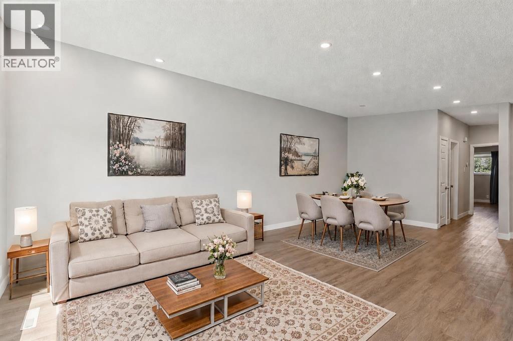 702 Kingsmere Crescent Sw, Calgary, Alberta  T2V 2H7 - Photo 4 - A2340065