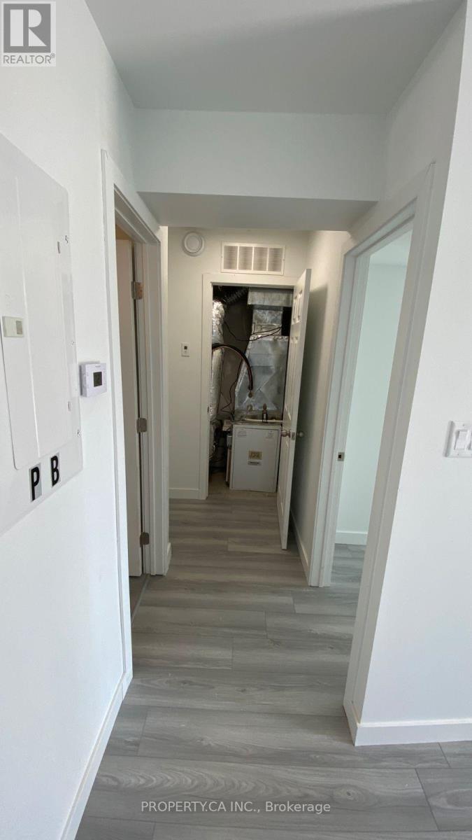 A - 395 Gladstone Avenue, Ottawa, Ontario  K2P 0Y9 - Photo 3 - X13734806