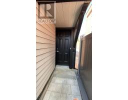 B - 395 GLADSTONE AVENUE, Ottawa, Ontario
