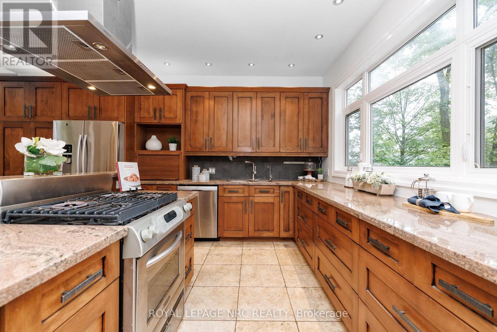 50 Tremont Drive, St. Catharines, Ontario  L2T 4A3 - Photo 11 - X13734788
