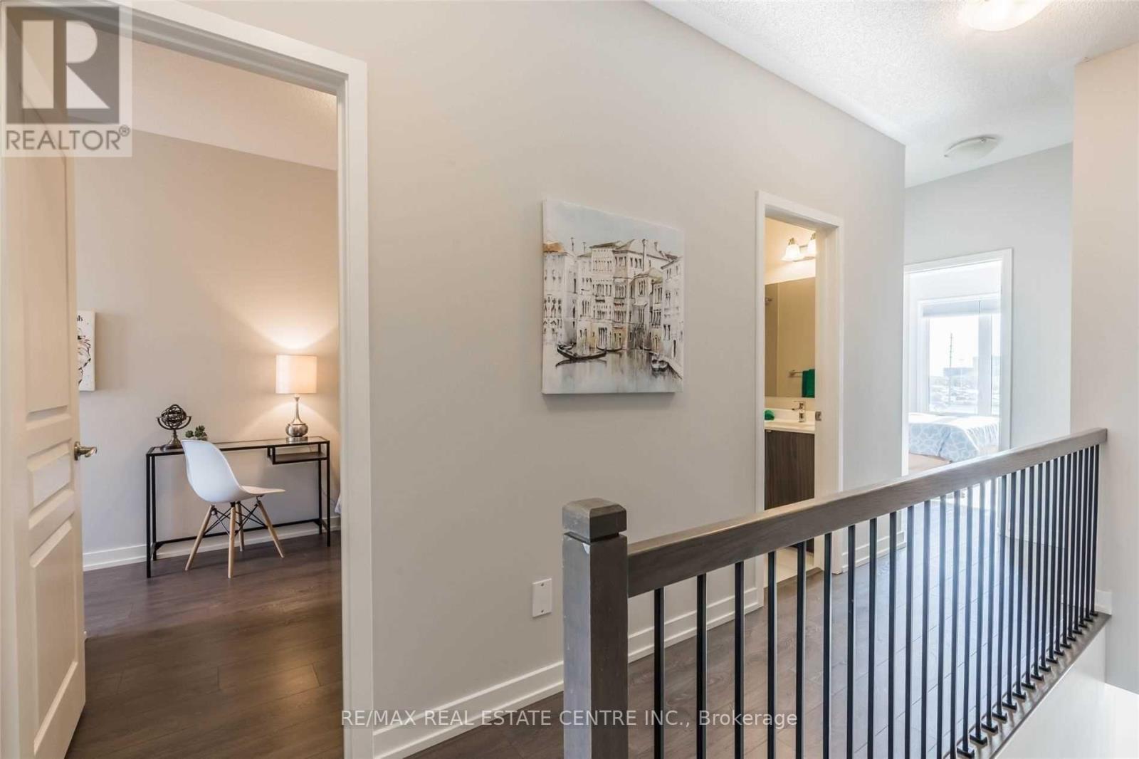 181 Sabina Drive, Oakville, Ontario  L6H 0L4 - Photo 11 - W13734810