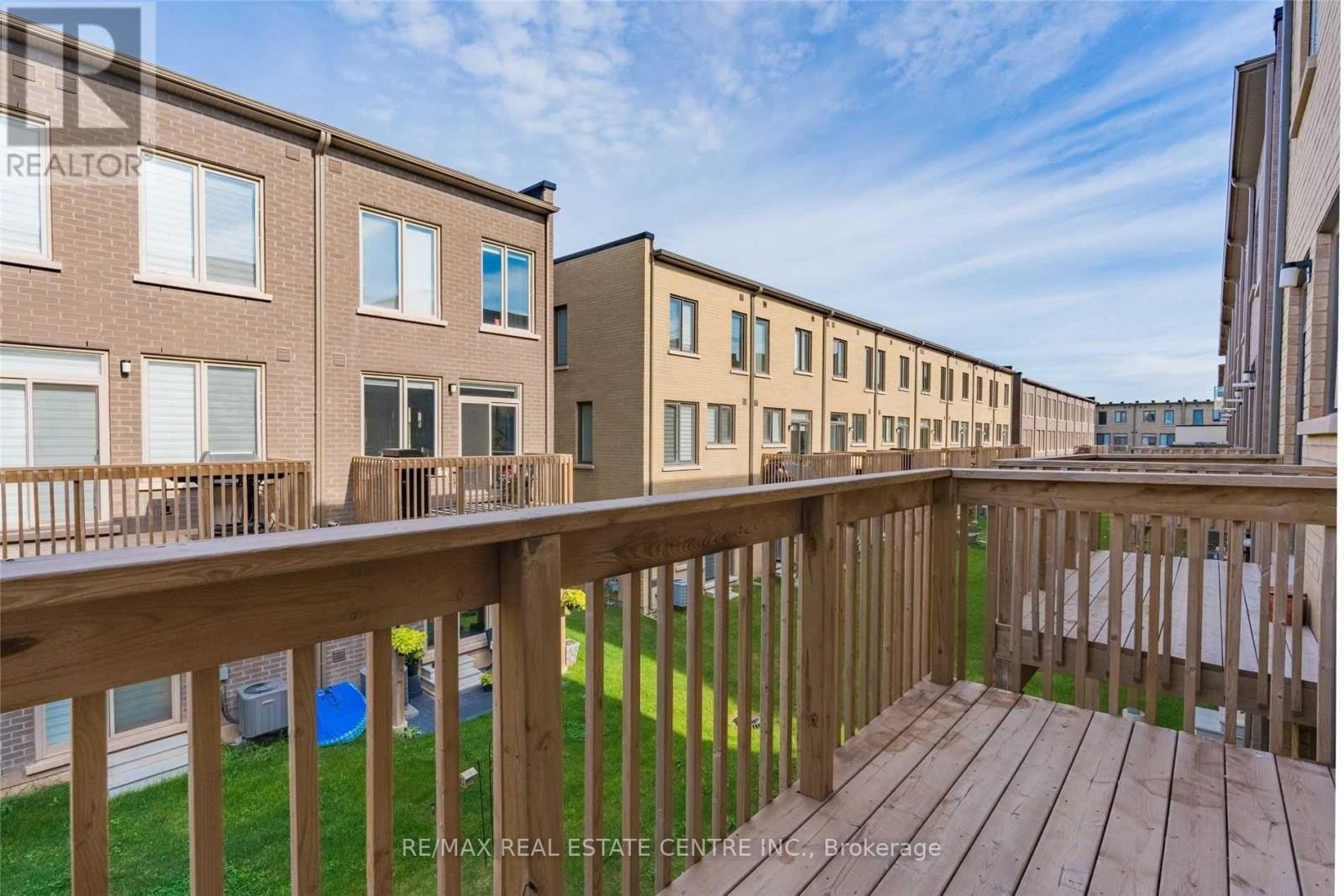 181 Sabina Drive, Oakville, Ontario  L6H 0L4 - Photo 17 - W13734810