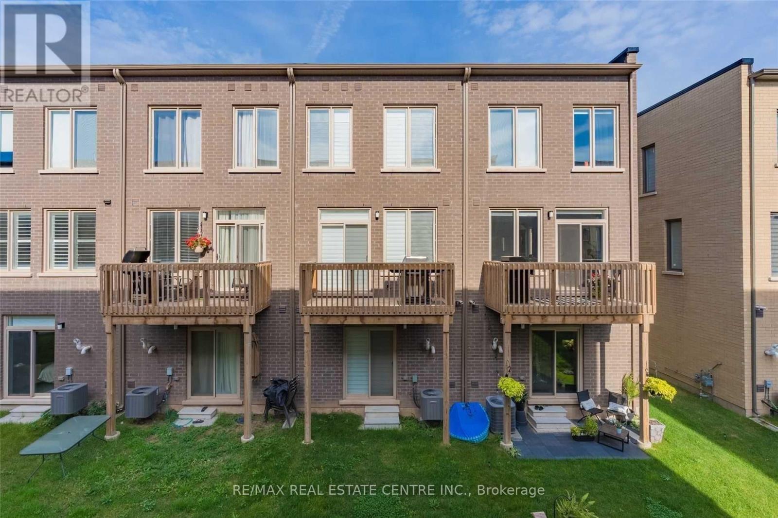 181 Sabina Drive, Oakville, Ontario  L6H 0L4 - Photo 19 - W13734810
