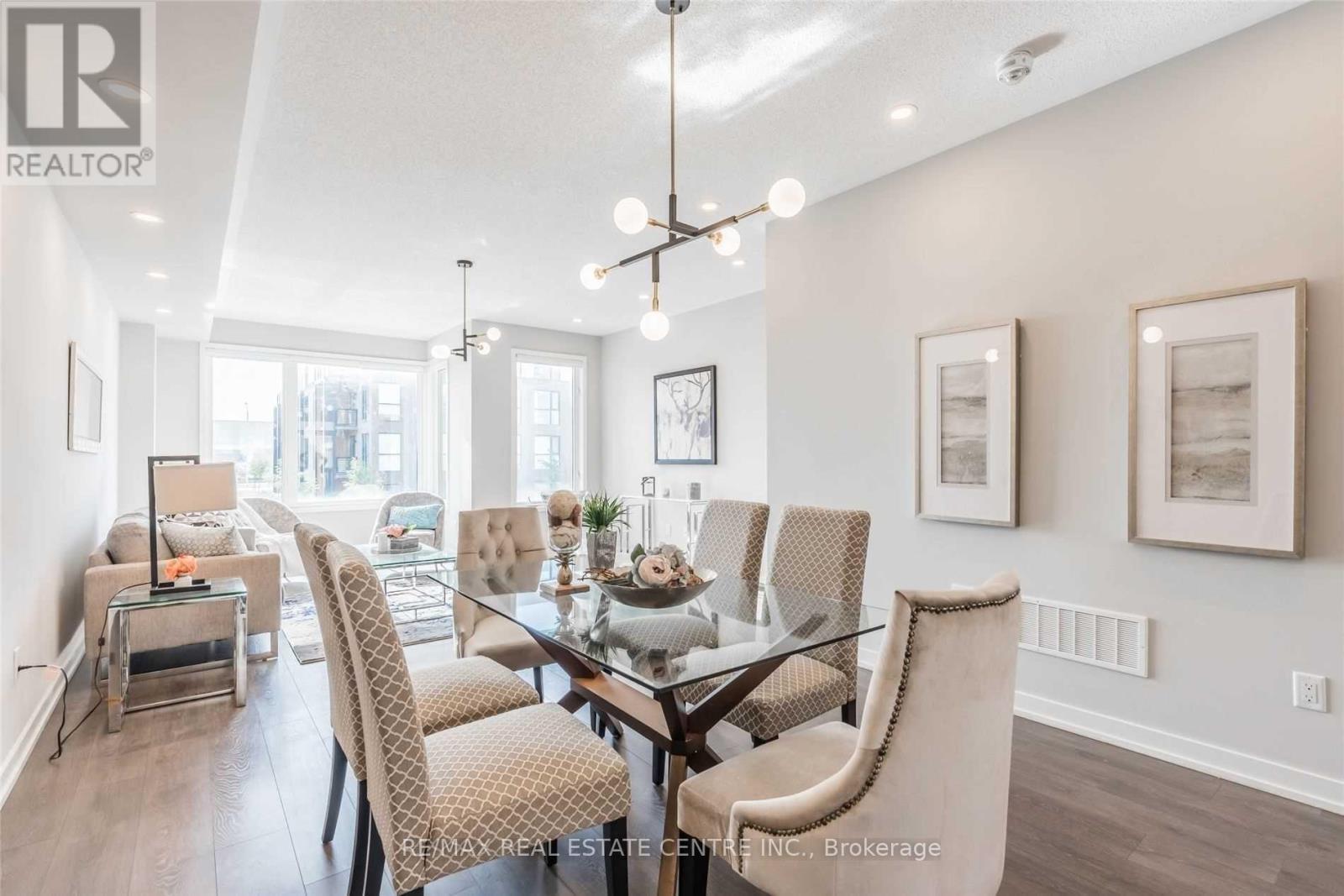 181 Sabina Drive, Oakville, Ontario  L6H 0L4 - Photo 8 - W13734810