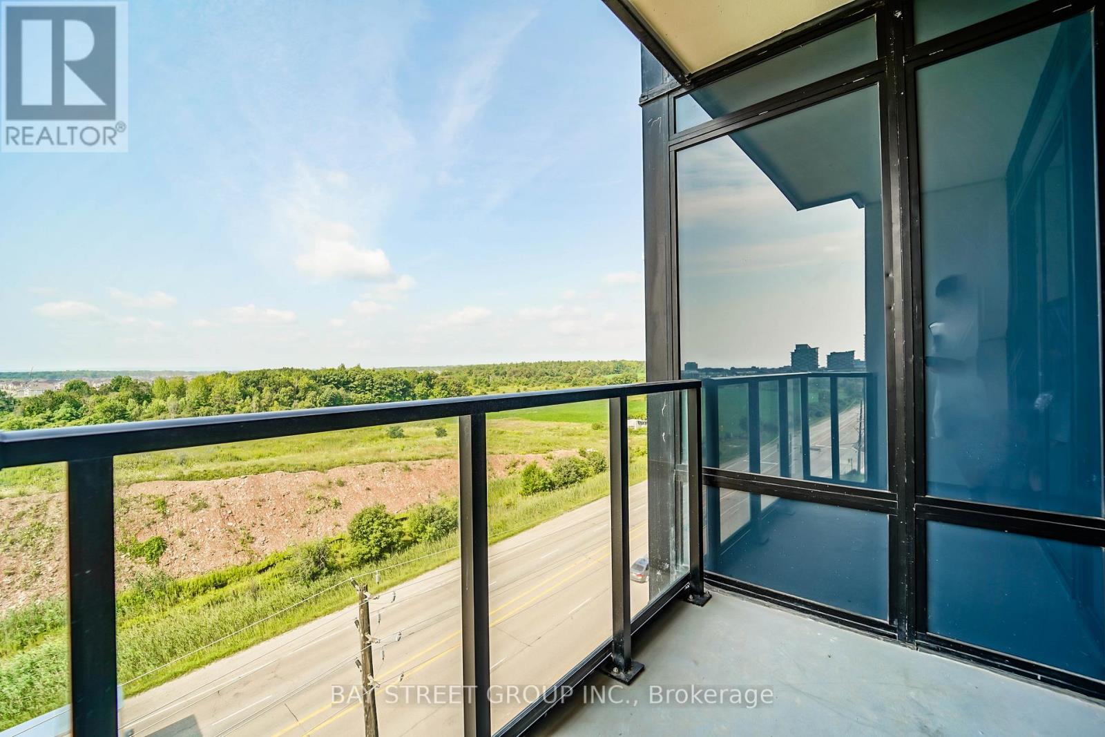 717 - 3200 William Coltson Avenue, Oakville, Ontario  L6H 7W6 - Photo 31 - W13734830