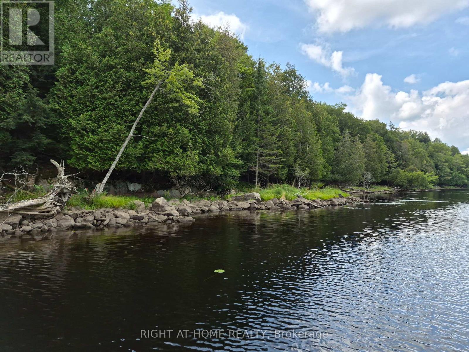 PT 3 SHADOWS END LANE, Magnetawan, Ontario
