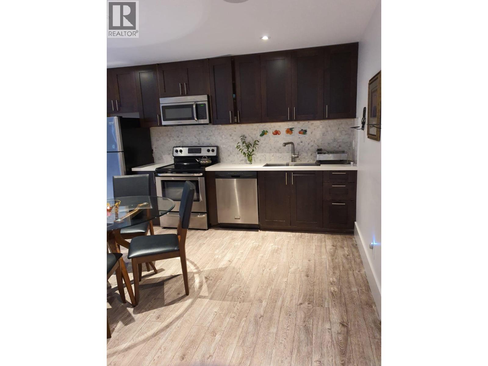 Lower Floor 1184  Kings Avenue, West Vancouver, British Columbia  V7T 2C3 - Photo 4 - R3160717