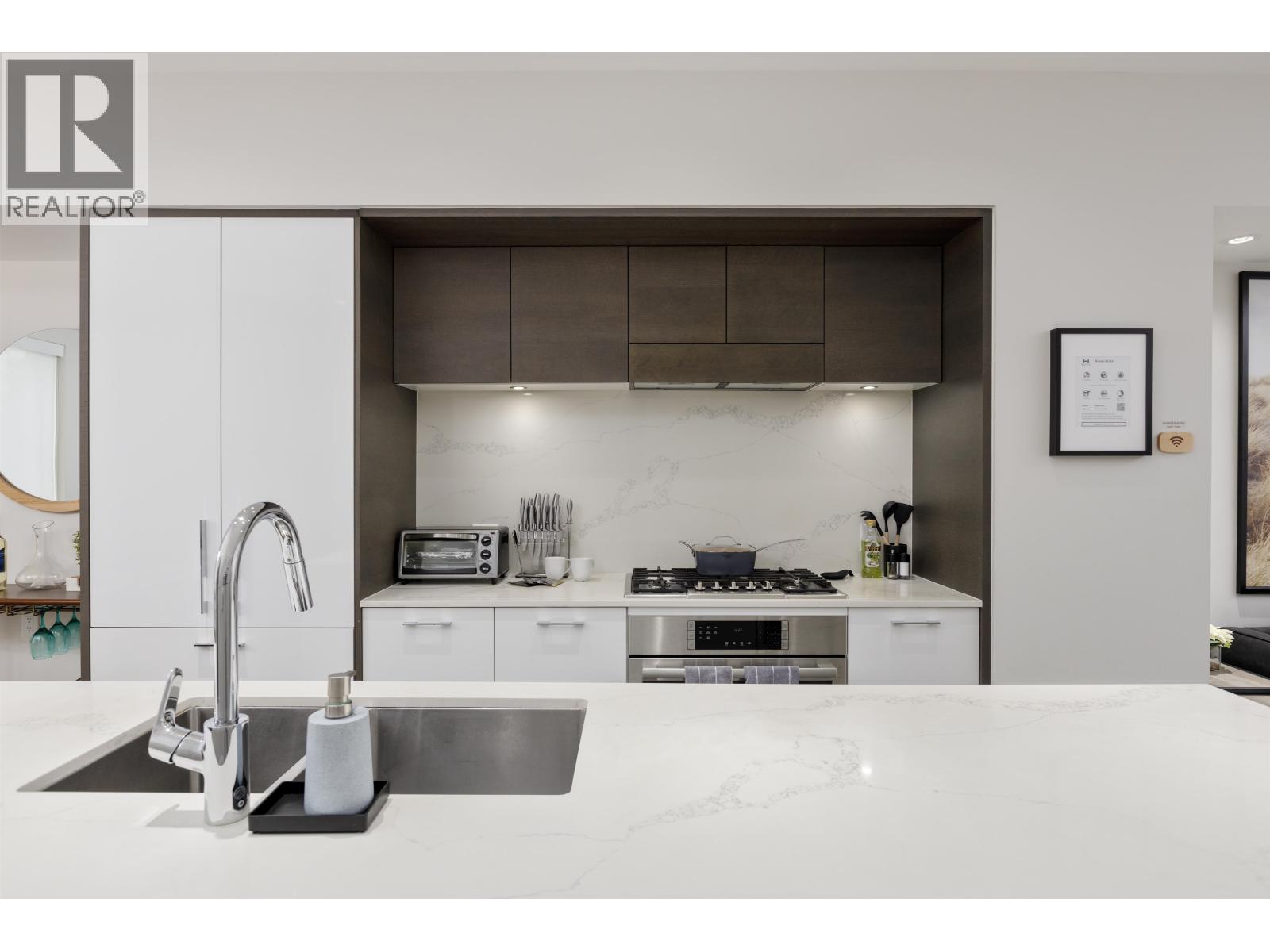 7476 Granville Street, Vancouver, British Columbia  V6P 0G1 - Photo 3 - R3160482