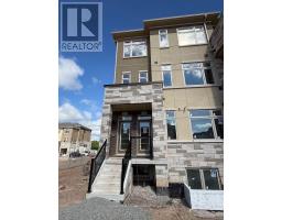 933 NORTH WATERDOWN DRIVE, Hamilton, Ontario