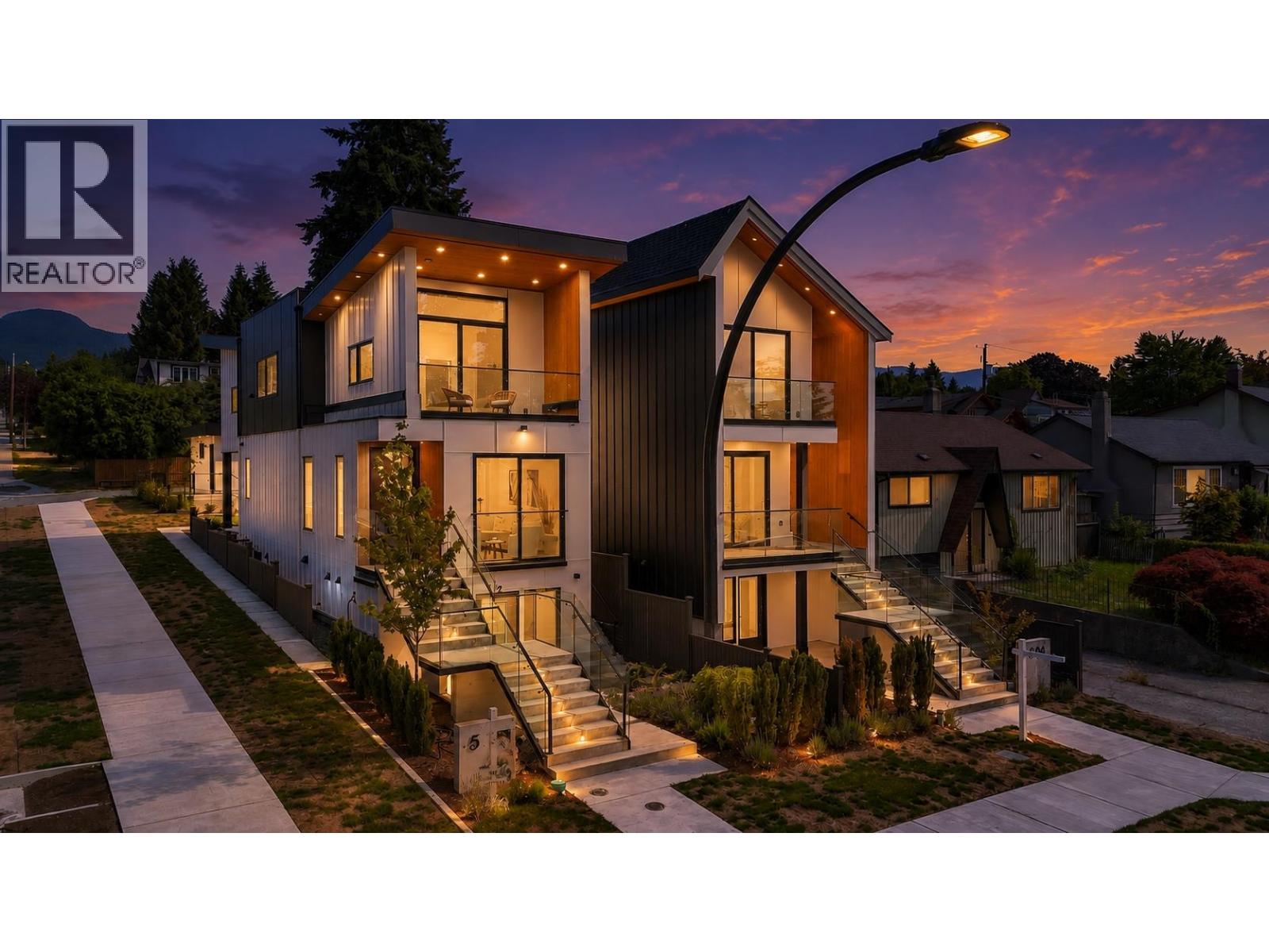 502 E 5TH STREET, North Vancouver, British Columbia