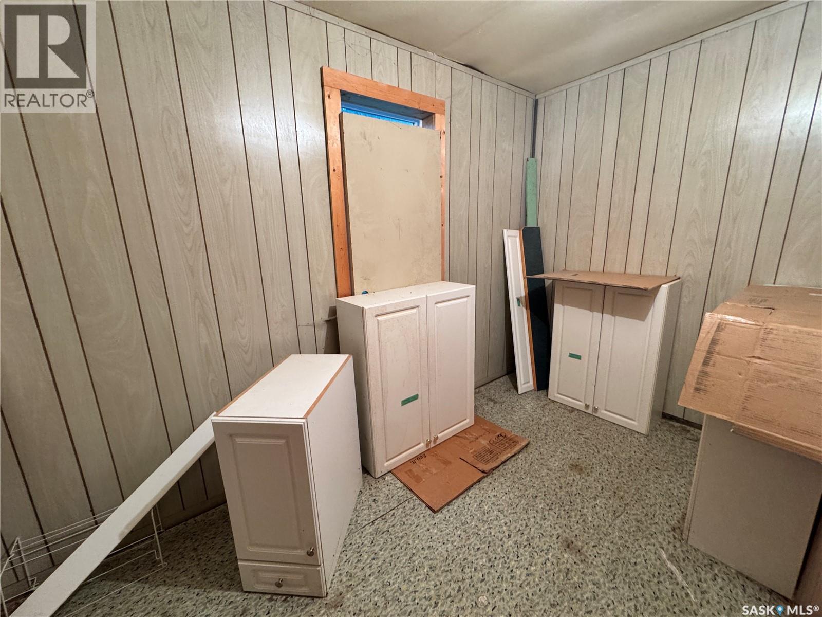 322 2nd Avenue W, Biggar, Saskatchewan  S0K 0M0 - Photo 12 - SK047232