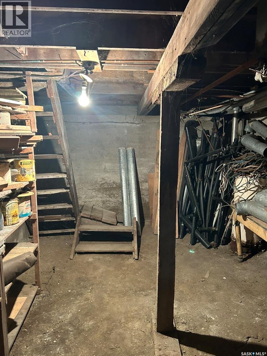 322 2nd Avenue W, Biggar, Saskatchewan  S0K 0M0 - Photo 24 - SK047232