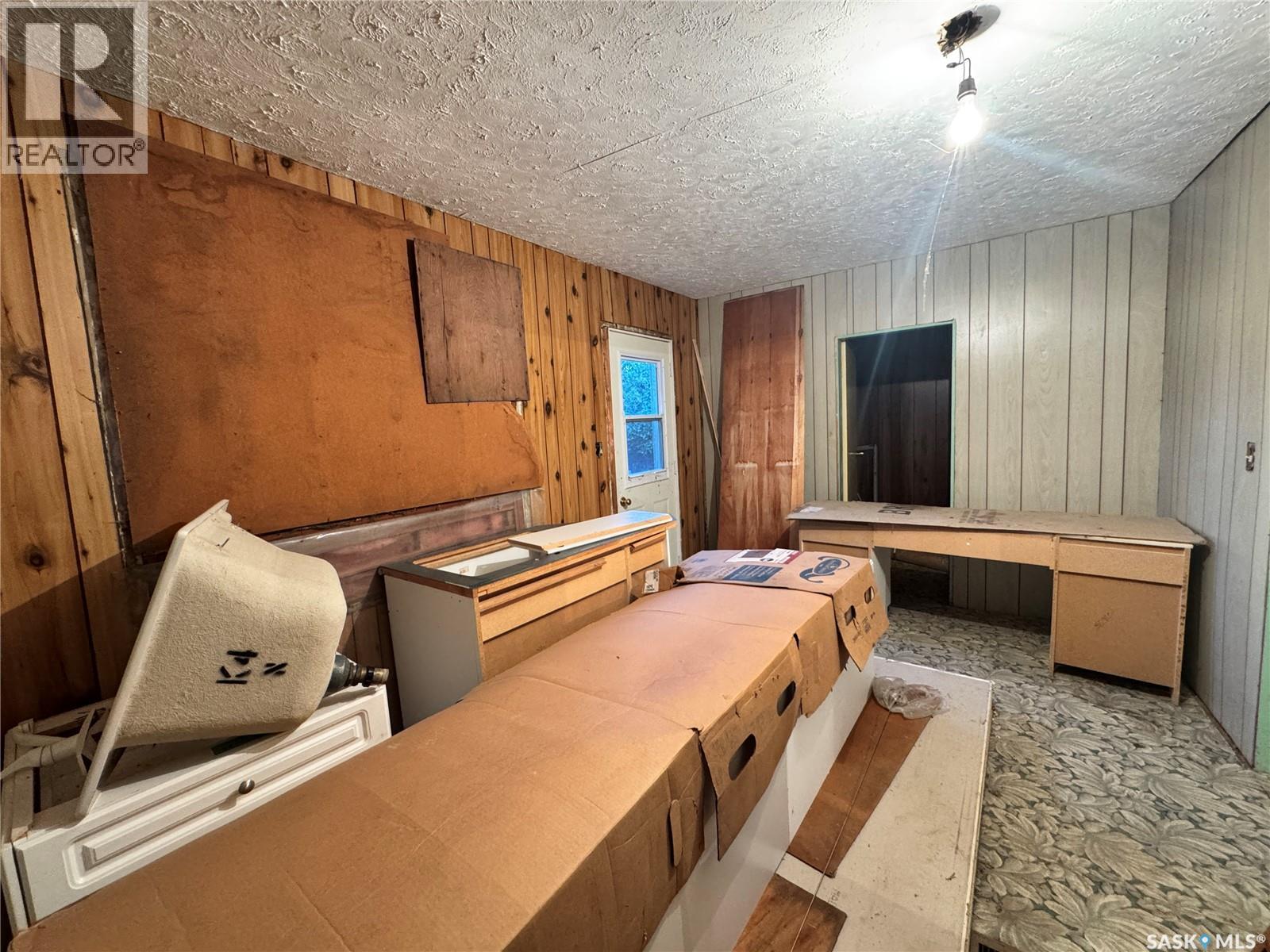 322 2nd Avenue W, Biggar, Saskatchewan  S0K 0M0 - Photo 3 - SK047232