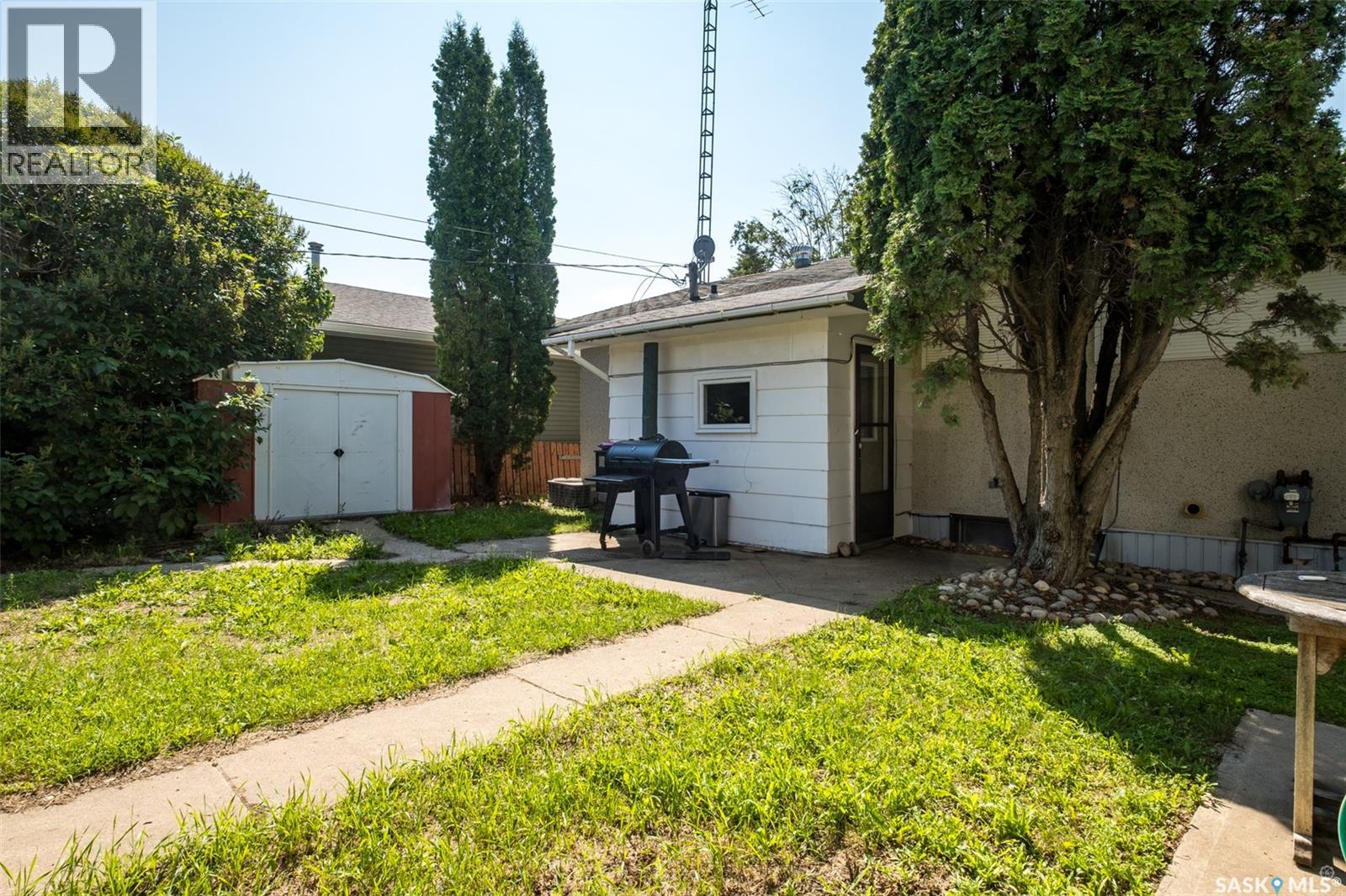 204 2nd Avenue E, Shellbrook, Saskatchewan  S0J 2E0 - Photo 26 - SK046823