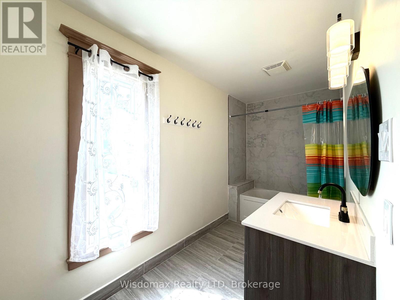 4731 Saint Lawrence Avenue, Niagara Falls, Ontario  L2E 3X8 - Photo 36 - X13733734
