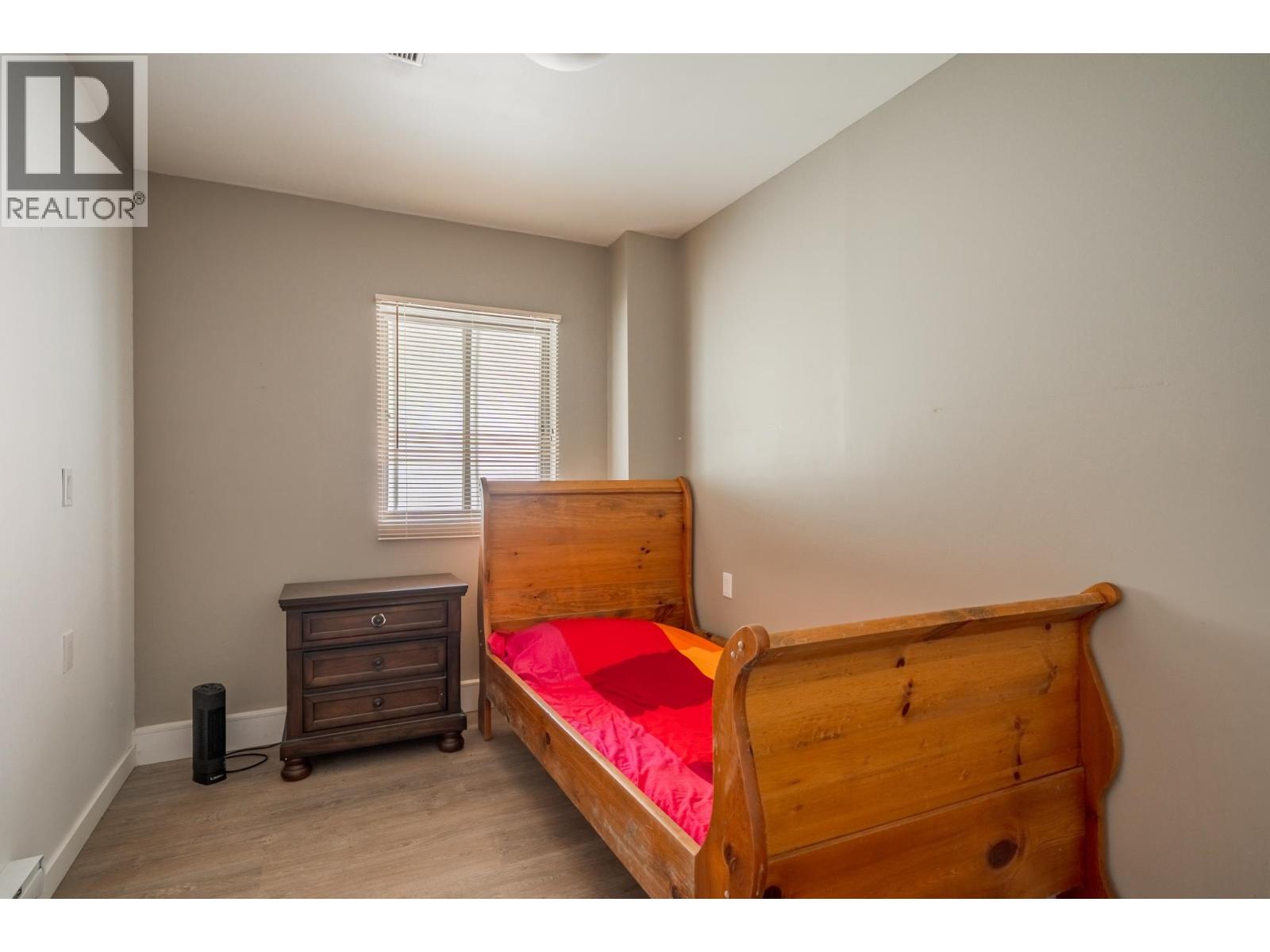 7435 Little Fort 24 Highway, 100 Mile House, British Columbia  V0K 1X1 - Photo 18 - R3137100