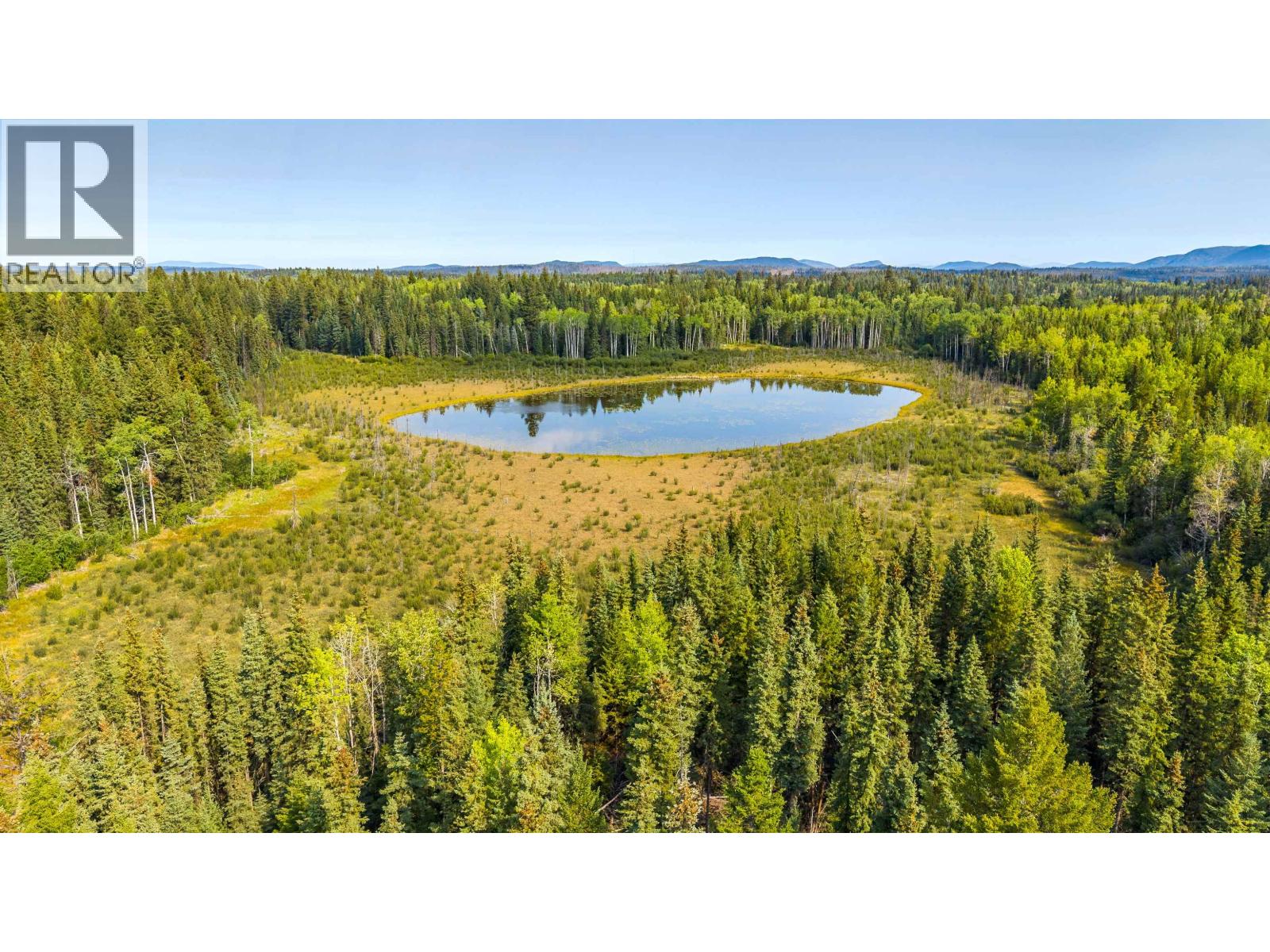 7435 Little Fort 24 Highway, 100 Mile House, British Columbia  V0K 1X1 - Photo 2 - R3137100