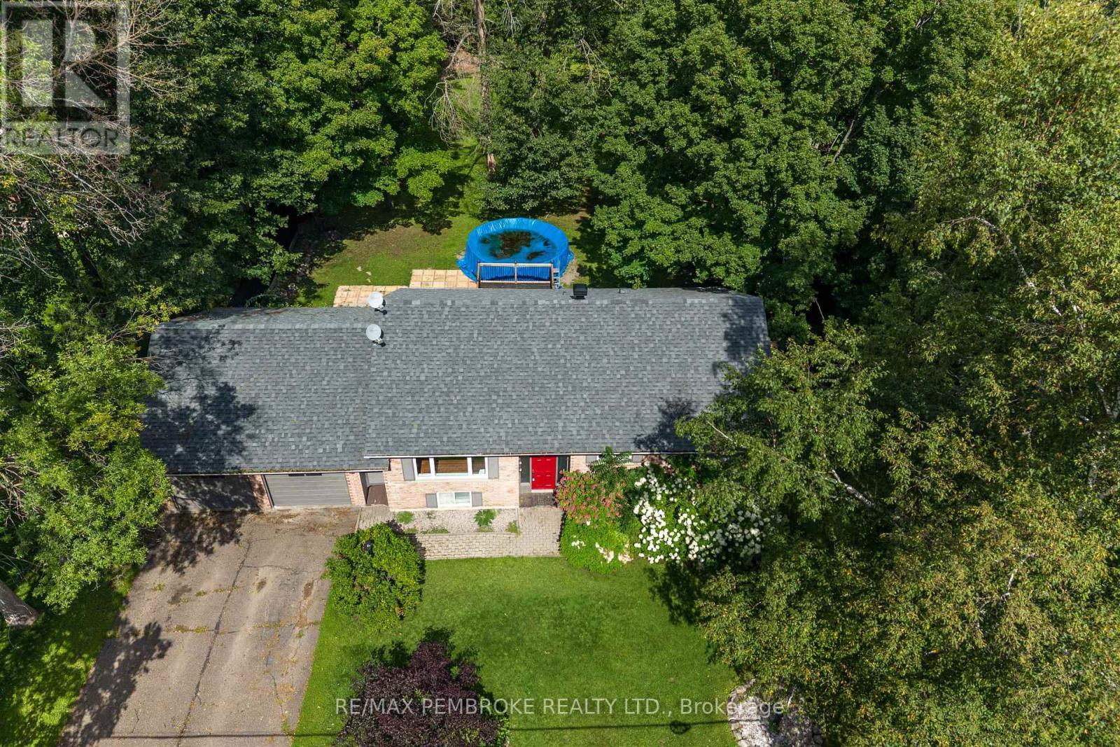 1486 Wilson Road, Laurentian Valley, Ontario  K8A 6W4 - Photo 2 - X13734874