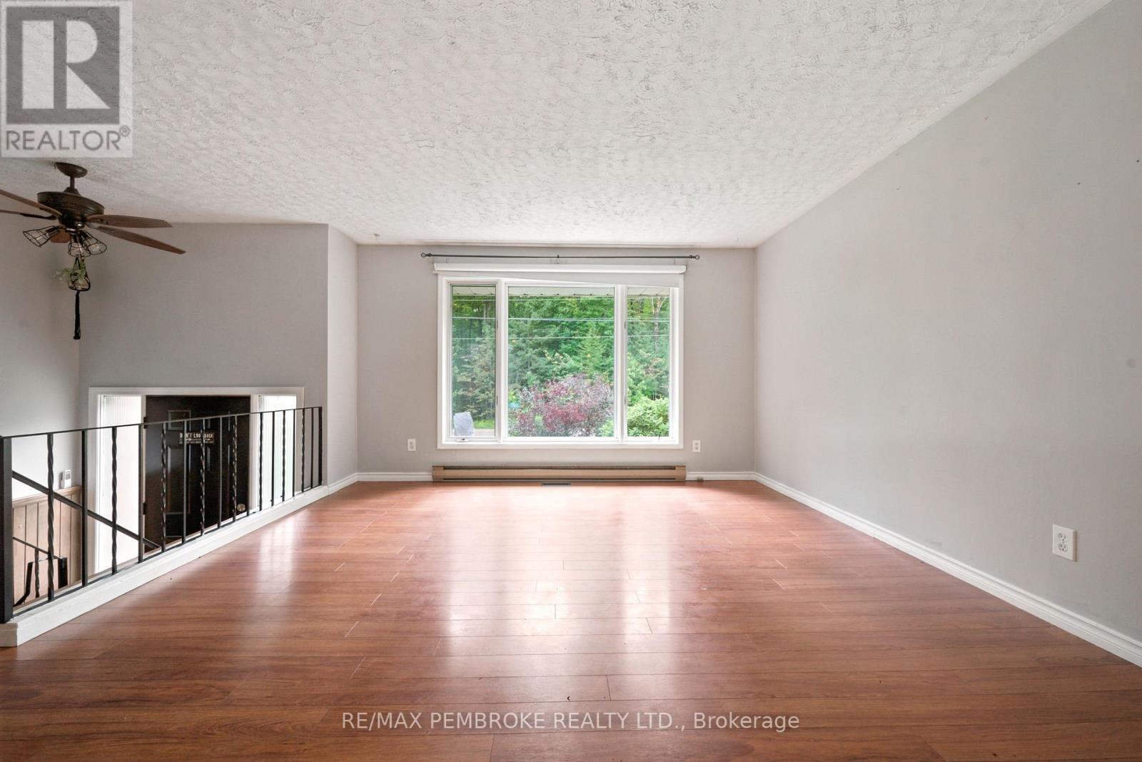 1486 Wilson Road, Laurentian Valley, Ontario  K8A 6W4 - Photo 20 - X13734874
